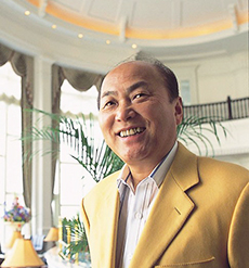 表千家不審菴：池坊 専永 氏